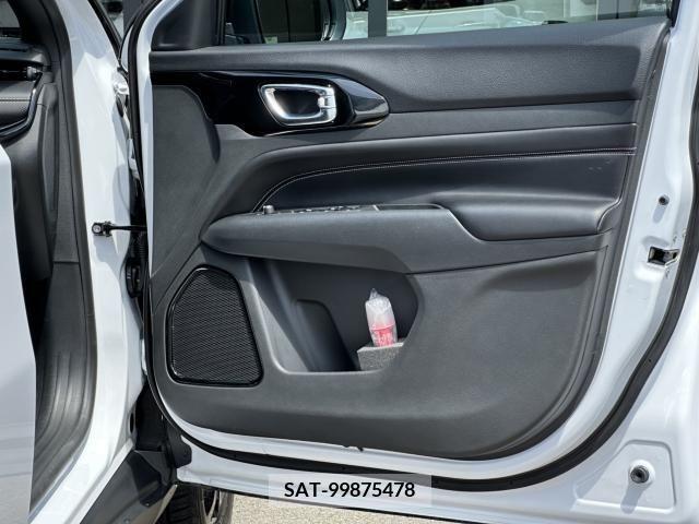 Jeep COMPASS 2023-10 332841-24