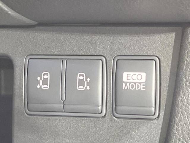 Nissan SERENA 2011-09 22094-6