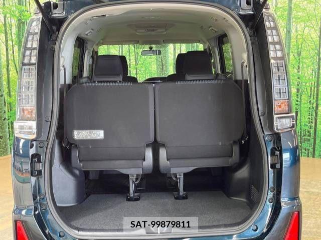 Toyota VOXY 2014-10 346291-11