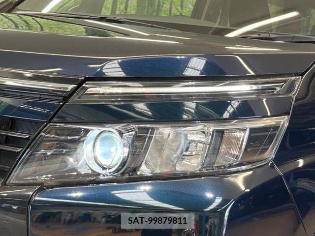 Toyota VOXY 2014-10 346291-13