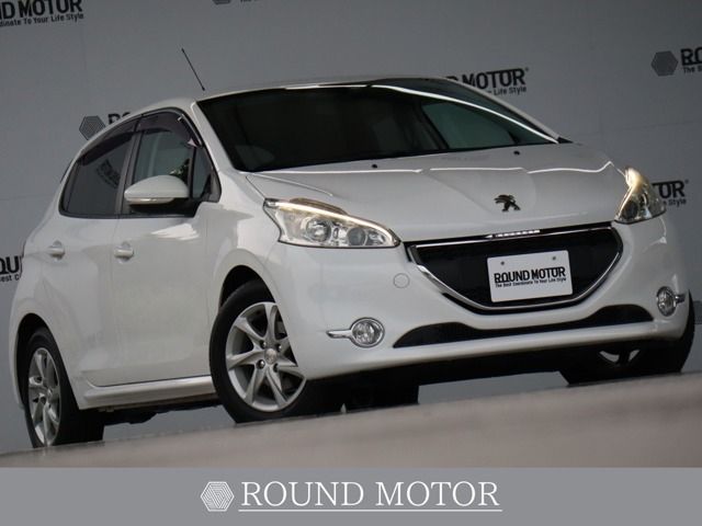 Peugeot 208 2015-09 4979-0