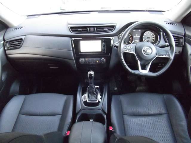 Nissan X-TRAIL 2020-11 15926-2