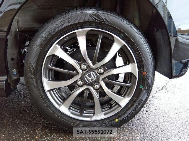 Honda N BOX CUSTOM 2024-01 219475-19