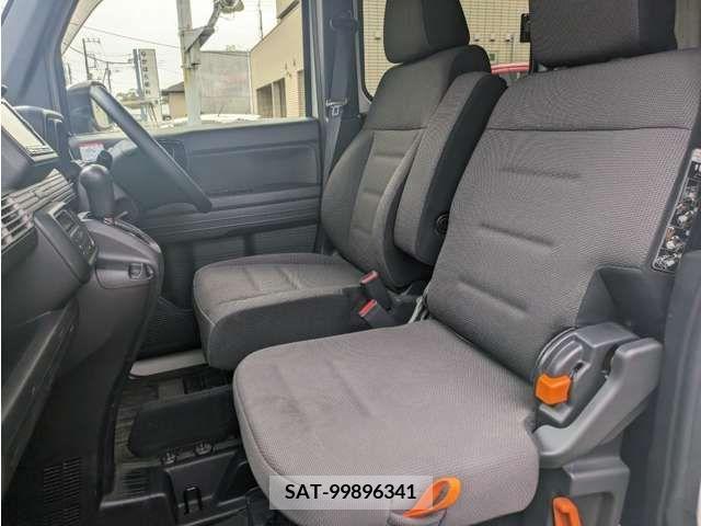 Honda N-VAN 2018-07 307931-9