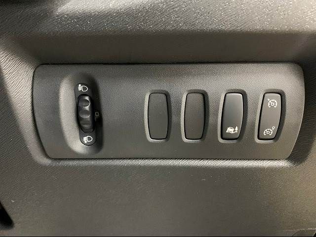 Renault KANGOO 2018-04 11388-7