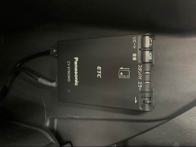 Renault KANGOO 2018-04 11388-10