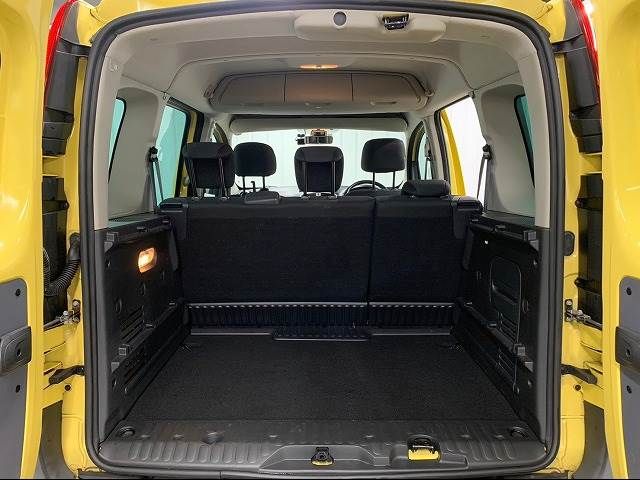 Renault KANGOO 2018-04 11388-12