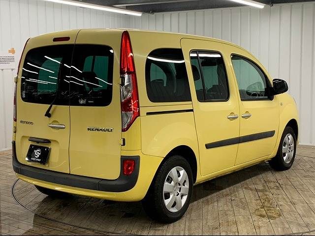 Renault KANGOO 2018-04 11388-15