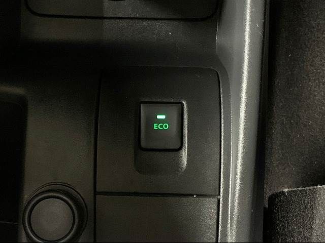 Renault KANGOO 2018-04 11388-8