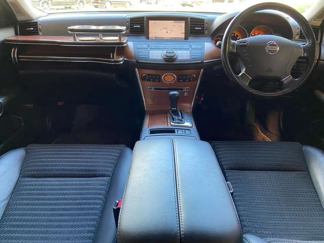 Nissan FUGA 2006-08 8796-10