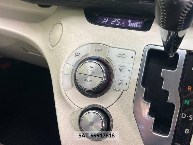 Toyota SIENTA 2017-01 298329-7