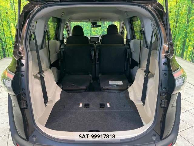 Toyota SIENTA 2017-01 298329-12