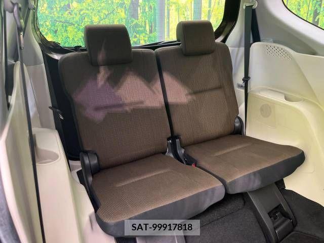 Toyota SIENTA 2017-01 298329-11