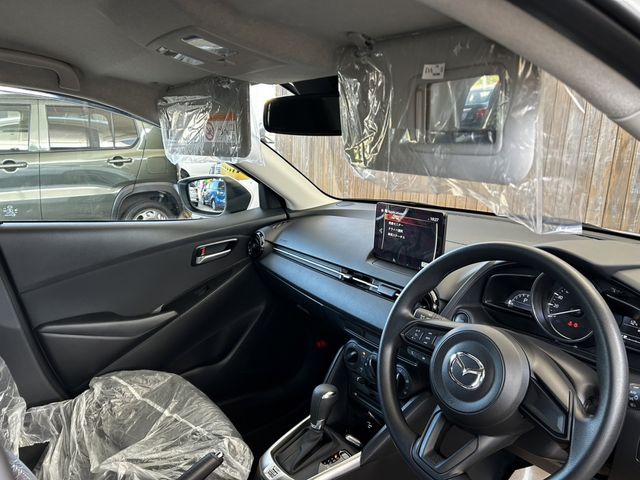 Mazda MAZDA2 2023-11 188789-11