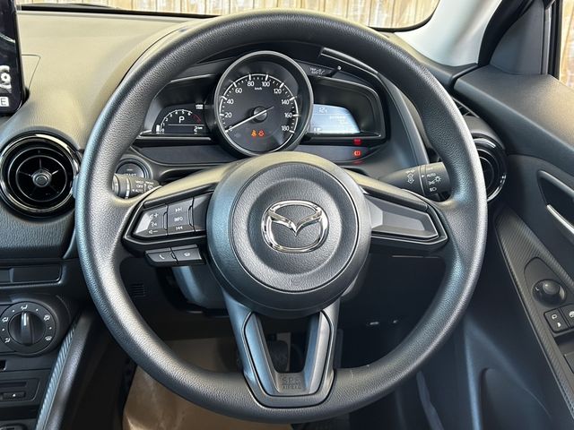 Mazda MAZDA2 2023-11 188789-16