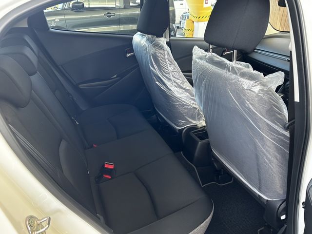 Mazda MAZDA2 2023-11 188789-13