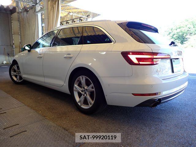 Audi A4 2017-11 261060-2