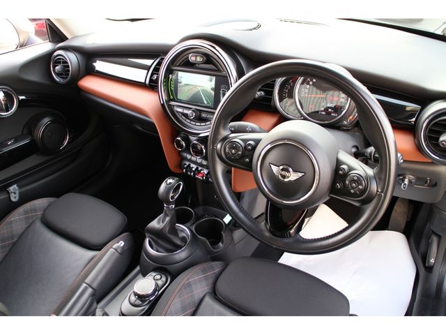 Bmw MINI 2018-04 191599-25