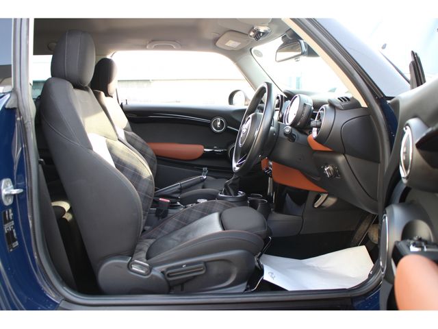 Bmw MINI 2018-04 191599-22