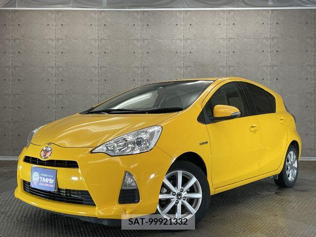 Toyota AQUA 2014-03 207630-0
