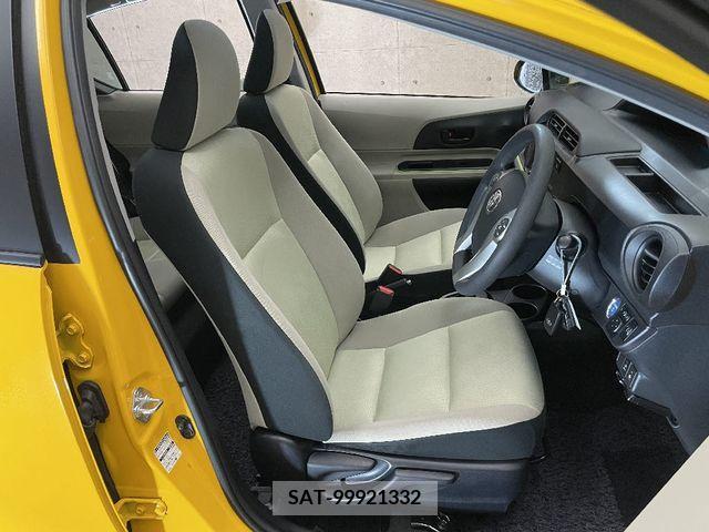 Toyota AQUA 2014-03 207630-9