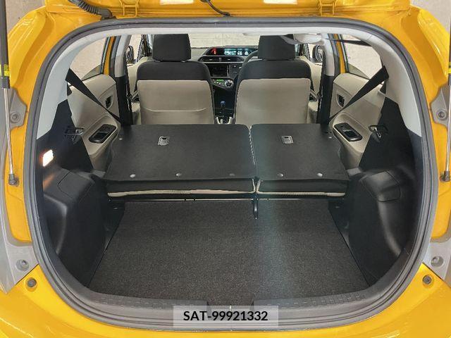 Toyota AQUA 2014-03 207630-14