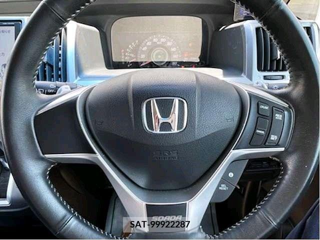 Honda e 2013-11 342756-8