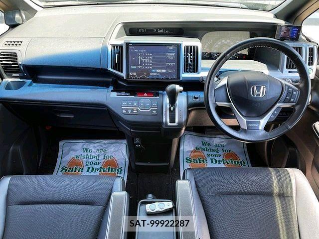 Honda e 2013-11 342756-1