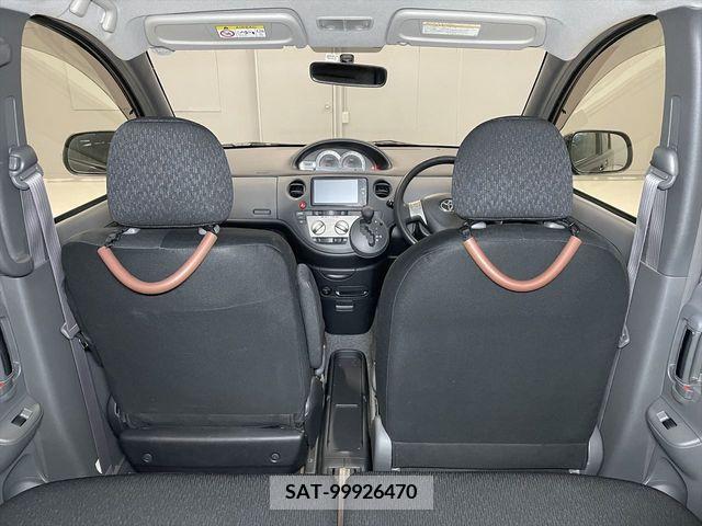 Toyota SIENTA 2013-12 203277-6