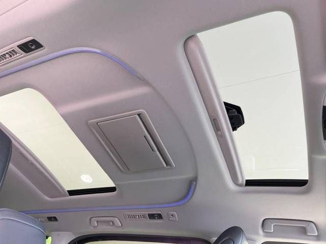 Toyota VELLFIRE 2019-06 194345-2