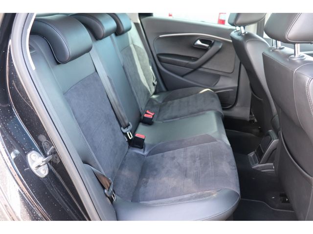 VolksWagen POLO 2017-04 196615-21