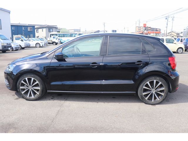 VolksWagen POLO 2017-04 196615-7