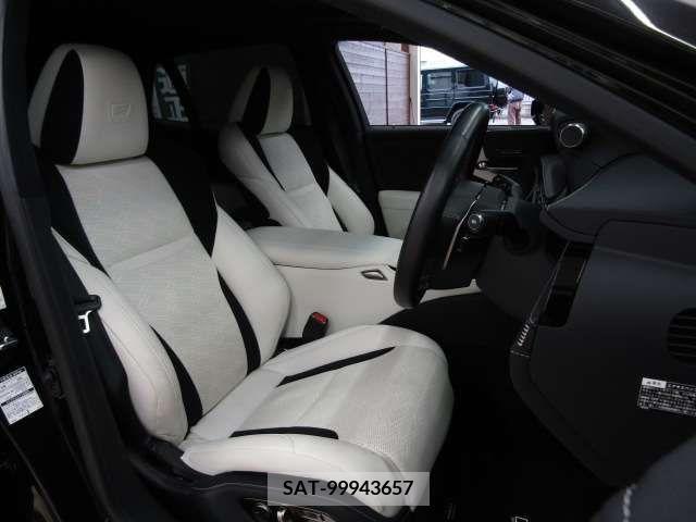 Lexus LS 2017-12 225010-4