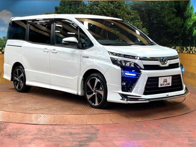 Toyota VOXY HYBRID 2018-11 187851-17