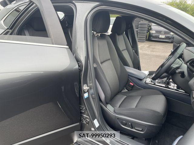 Mazda CX-30 2021-01 302088-10