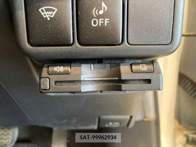 Toyota AQUA 2013-06 356351-15