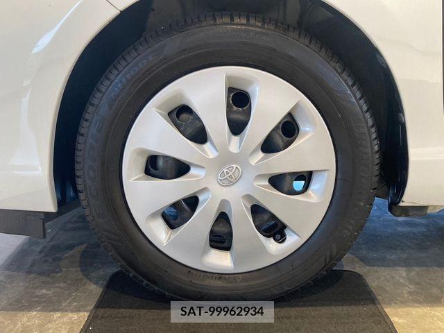 Toyota AQUA 2013-06 356351-19