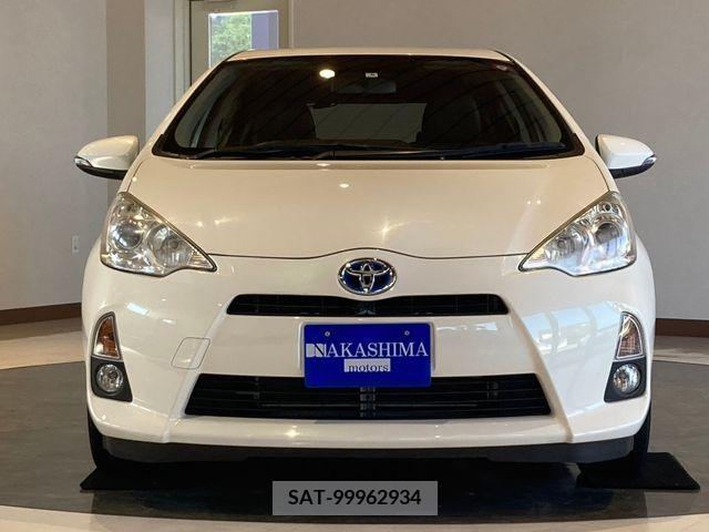 Toyota AQUA 2013-06 356351-7
