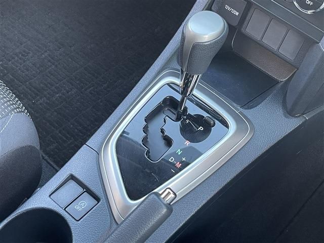 Toyota AURIS 2013-11 19408-12