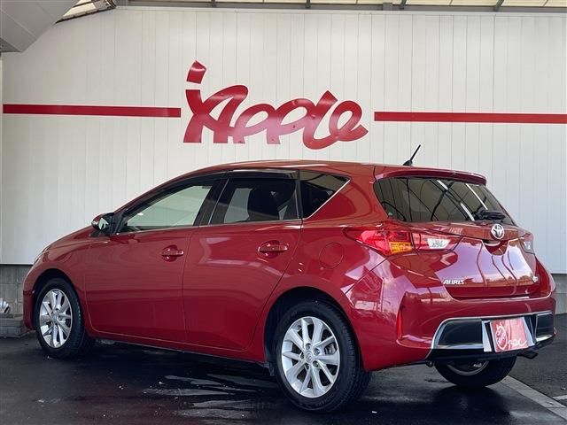 Toyota AURIS 2013-11 19408-3
