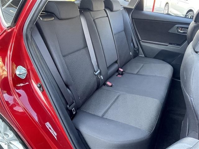 Toyota AURIS 2013-11 19408-14