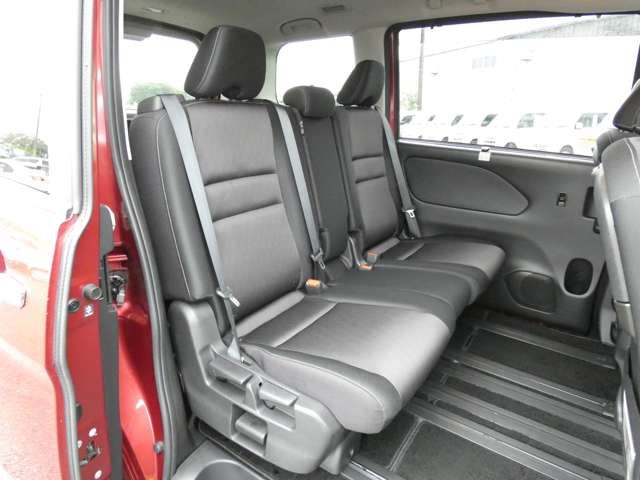 Nissan SERENA 2016-11 193700-7