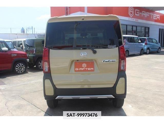Daihatsu TANTO 2022-11 380506-6