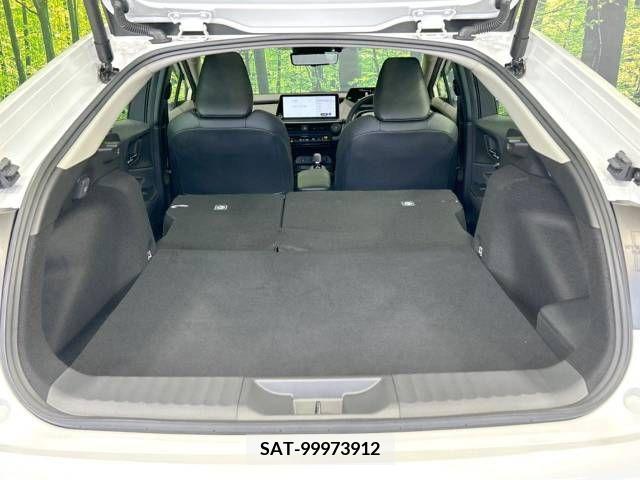 Toyota PRIUS 2023-06 220617-10