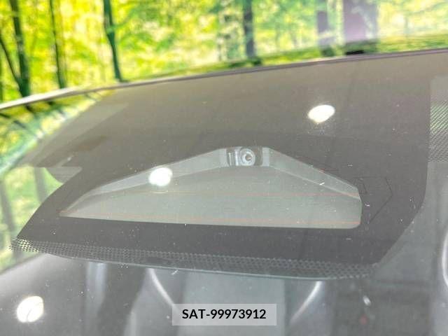 Toyota PRIUS 2023-06 220617-3