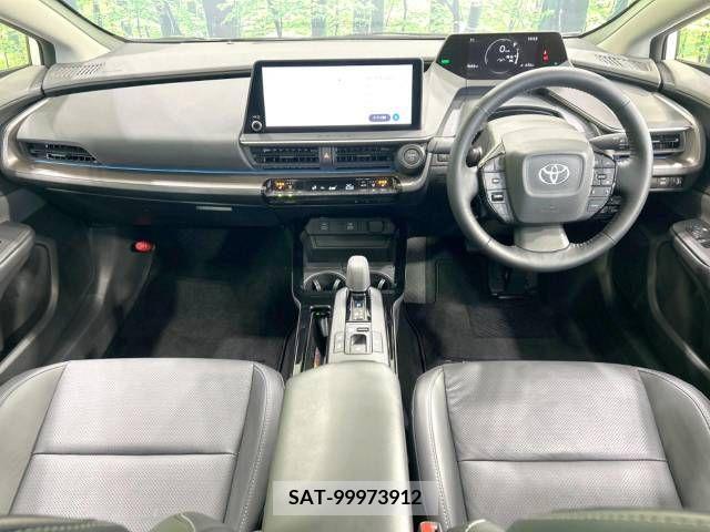 Toyota PRIUS 2023-06 220617-1