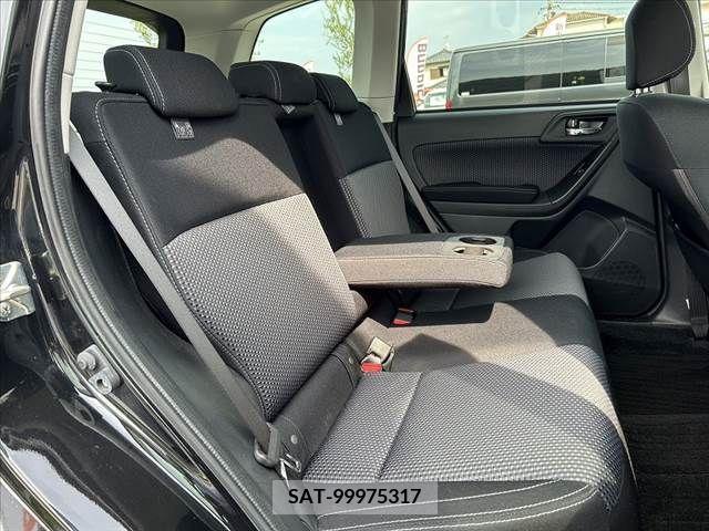 Subaru FORESTER 2017-09 360429-18