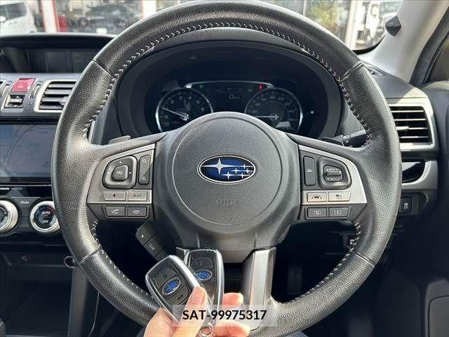 Subaru FORESTER 2017-09 360429-4