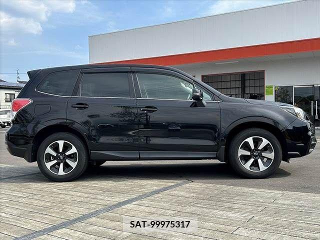 Subaru FORESTER 2017-09 360429-11