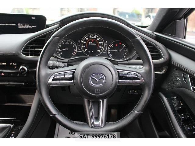 Mazda MAZDA3 2019-08 352110-15